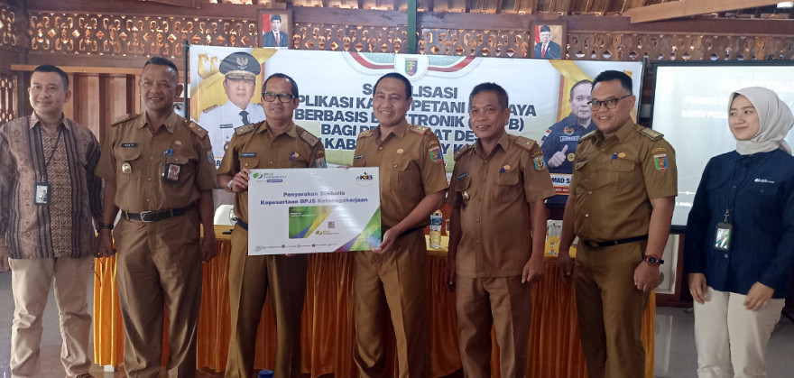 SOSIALISASI APLIKASI KARTU PETANI BERJAYA (e-KPB)